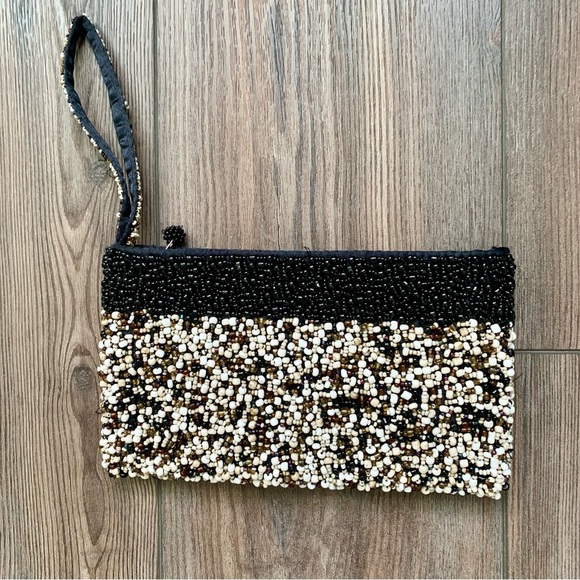 Vintage Bread Evening Wristlet clutch - Picture 1 of 7